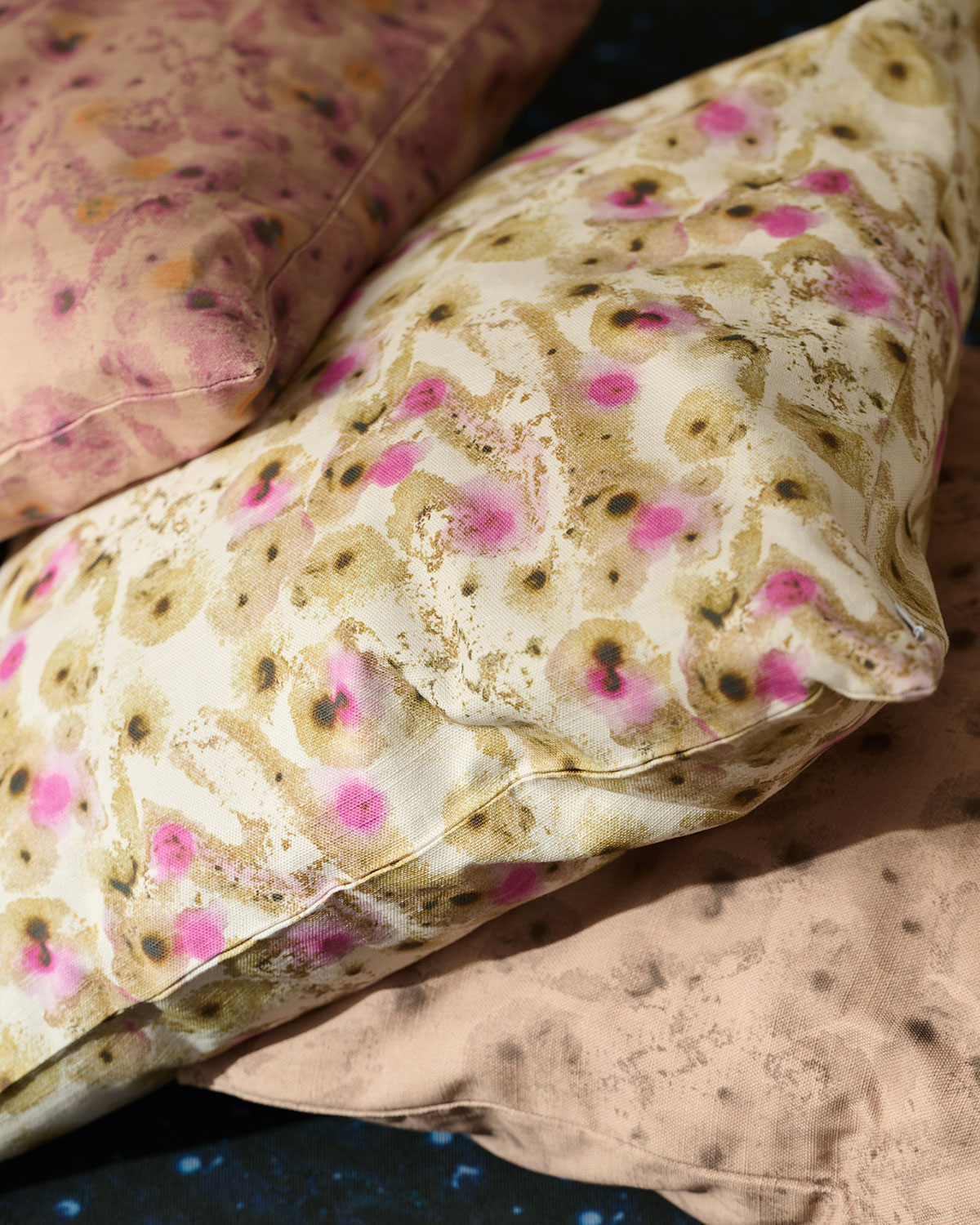 Selene watercolor abstract cushion in pink close up